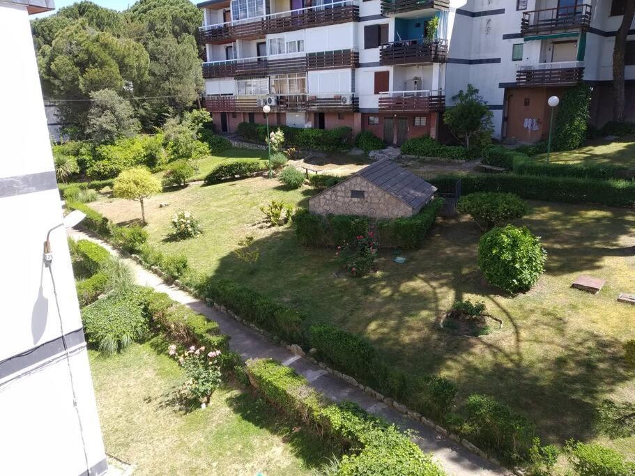 Acogedor Apartamento Con Bellas Vistas Al Embalse San Martín de Valdeiglesias Eksteriør billede