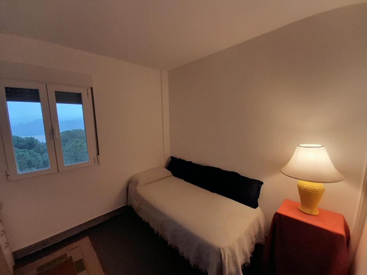 Acogedor Apartamento Con Bellas Vistas Al Embalse San Martín de Valdeiglesias Eksteriør billede