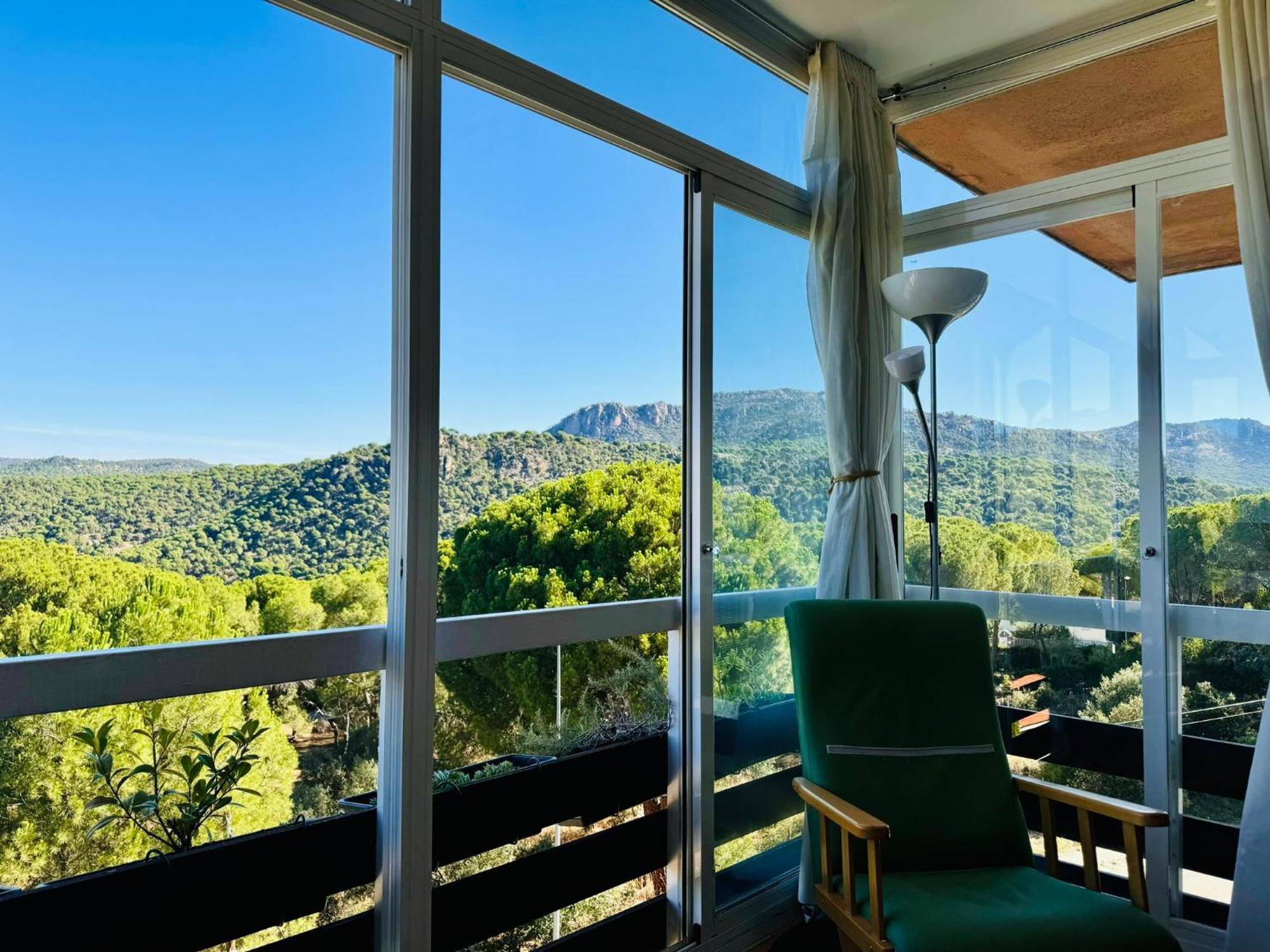 Acogedor Apartamento Con Bellas Vistas Al Embalse San Martín de Valdeiglesias Eksteriør billede